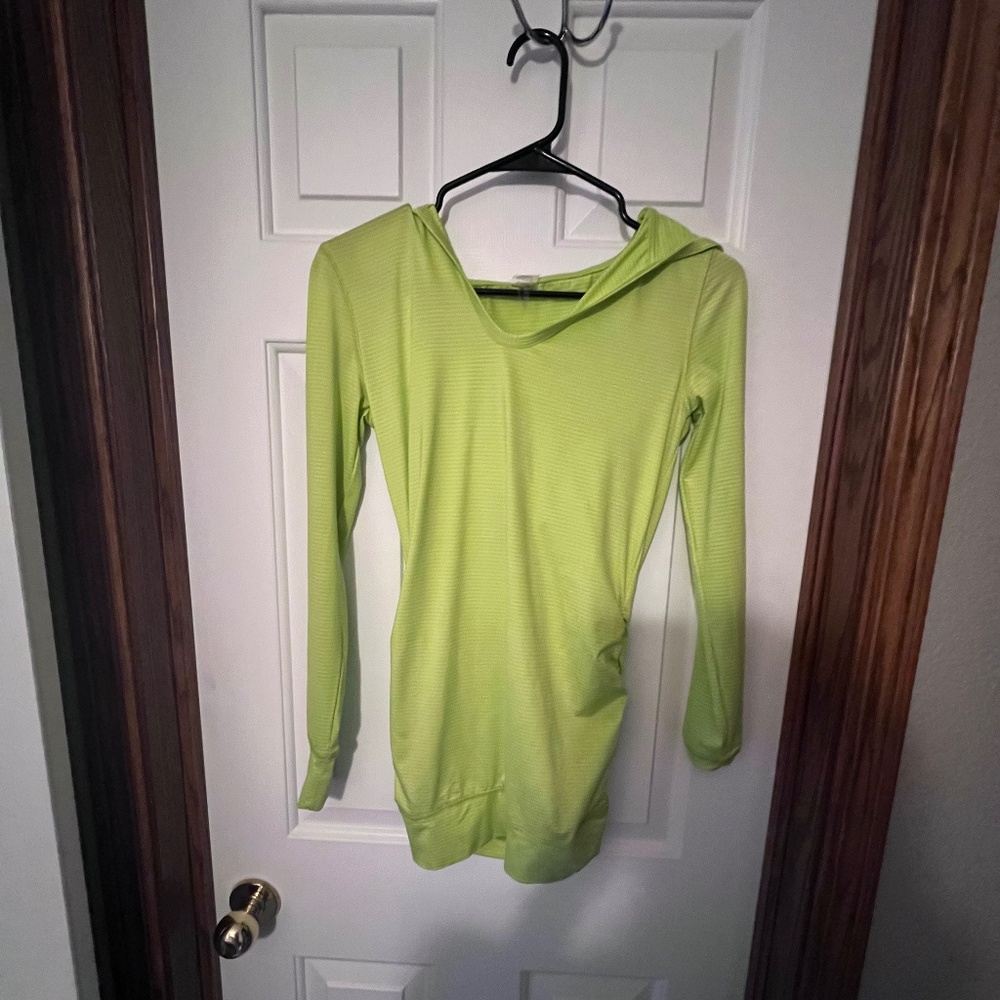 Green exercise shirt